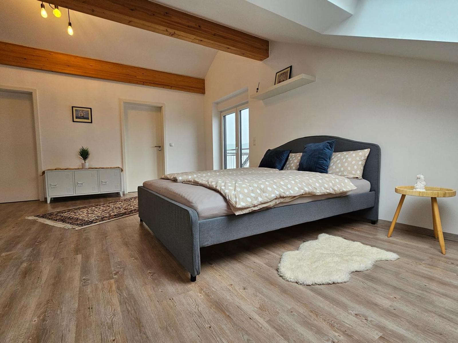 Moderne Doppelhaushaelfte In Oppenheim Villa Exteriör bild