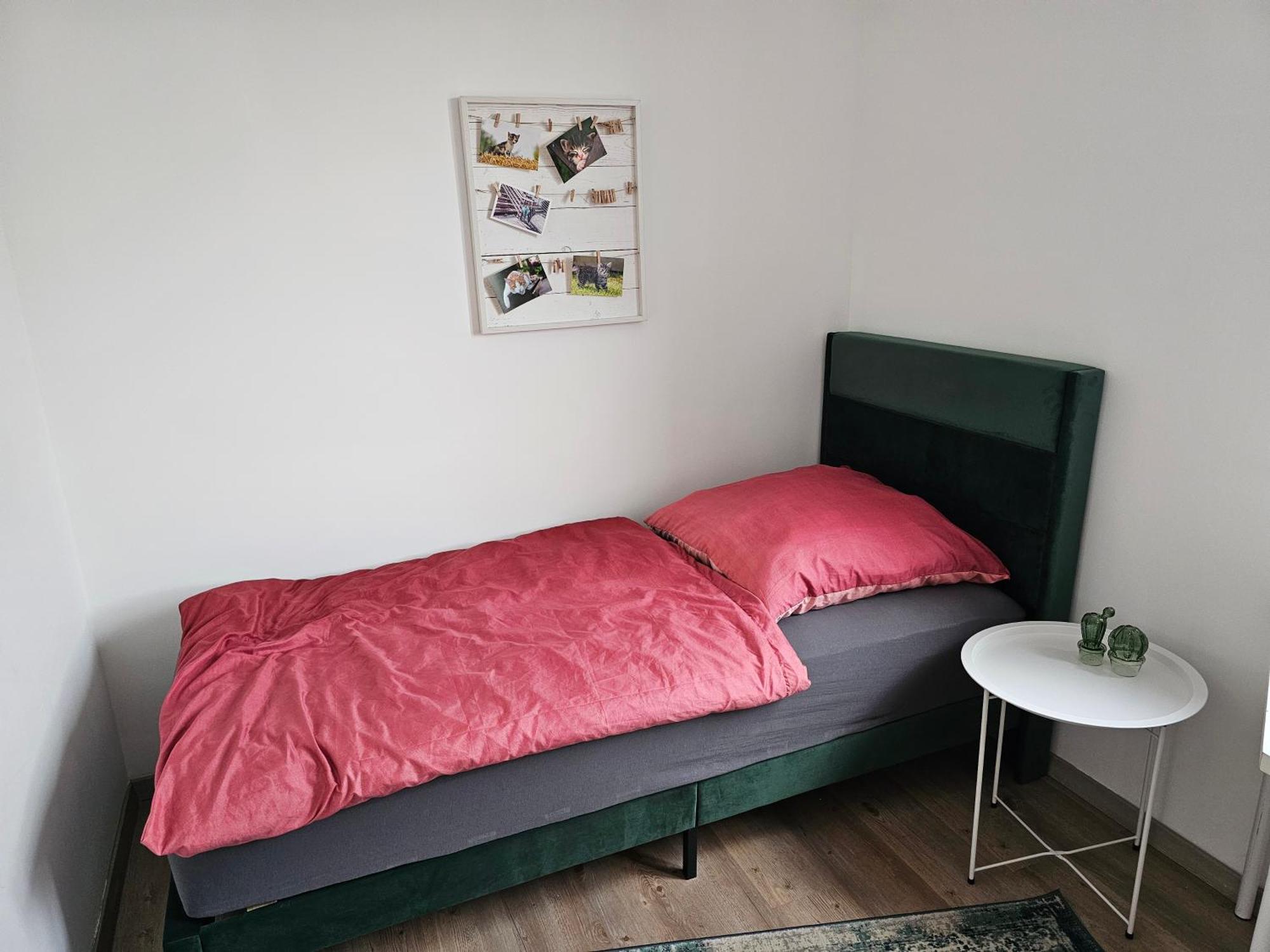 Moderne Doppelhaushaelfte In Oppenheim Villa Exteriör bild
